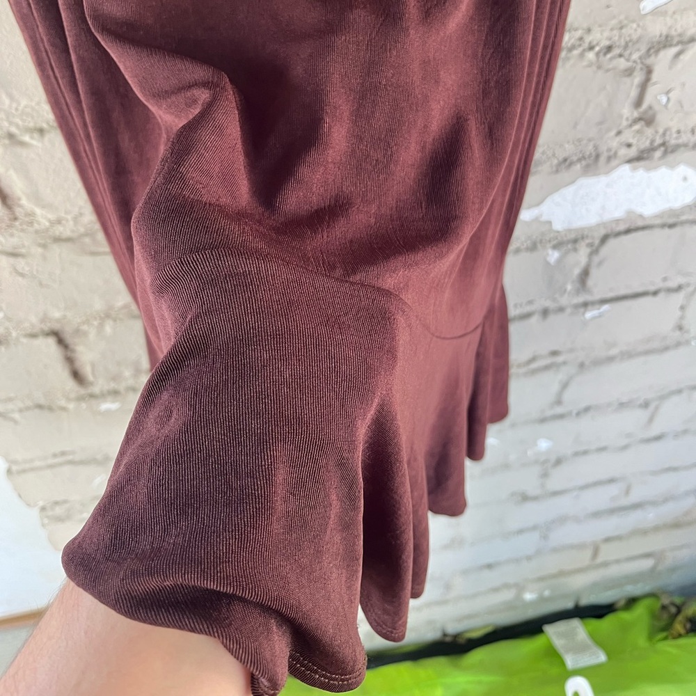 High-Low Ruffle Edge Skirt - Picture 3 of 4